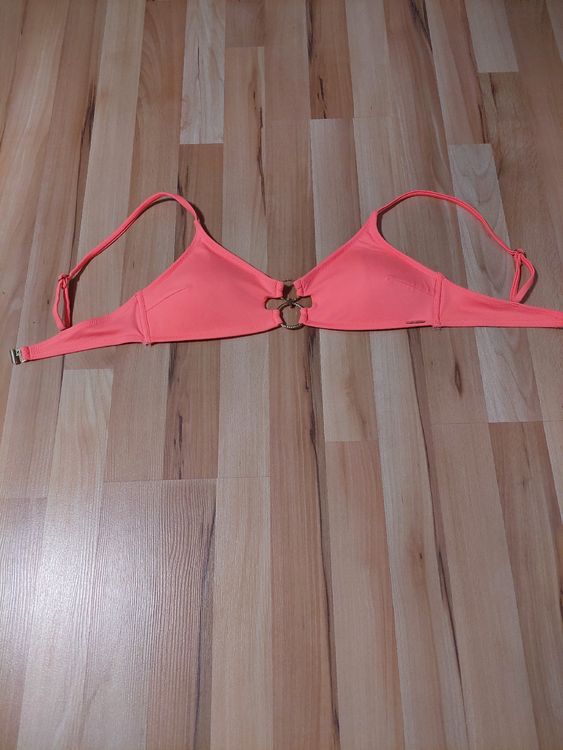 Bikini BH Gr 38 Neu gemäss Beschreibung in Netstal für CHF 8 mit