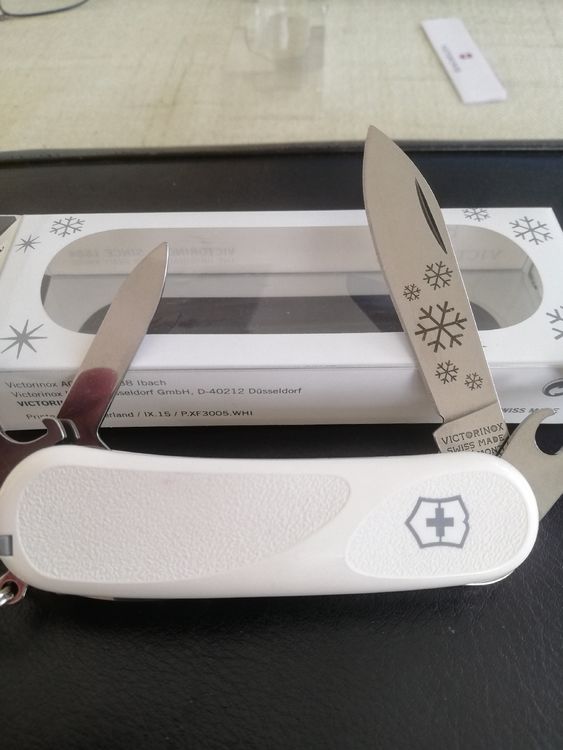 Victorinox Evolution White Christmas Evogrip X Mas Kaufen Auf