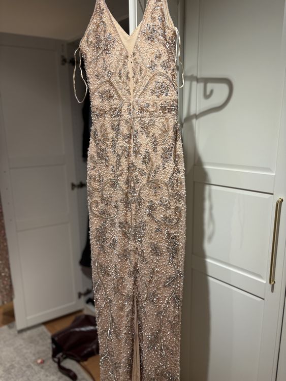 Wunderschönes langes perlenbesetztes Kleid in nude Gr S Gebraucht