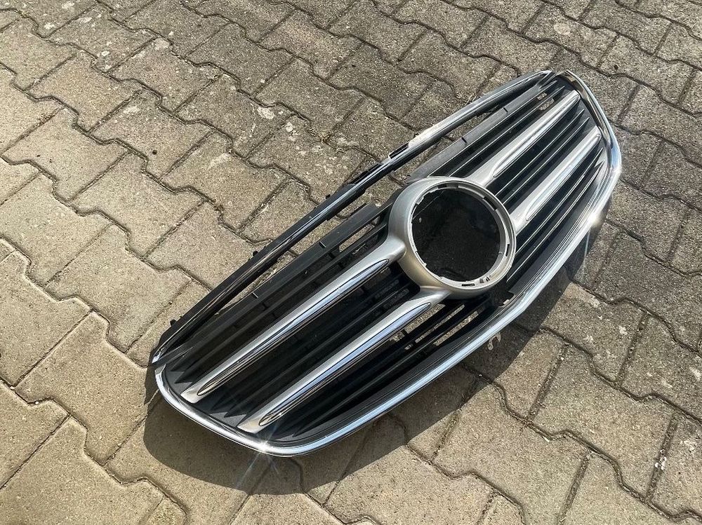 Kühlergrill Frontgrill für Mercedes Benz V Klasse Original Kaufen auf