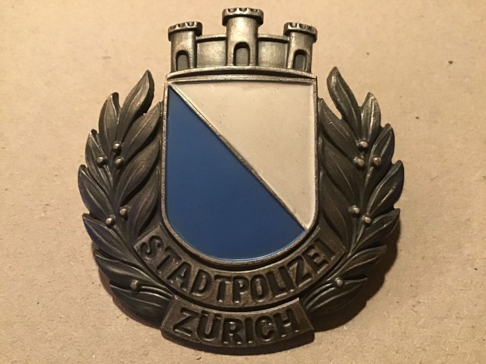 Uraltes Abzeichen STADTPOLIZEI ZÜRICH Kaufen auf Ricardo