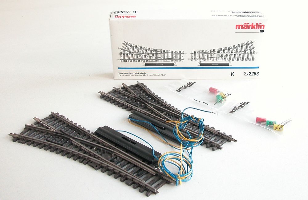 Märklin K Gleis Weichenpaar 2261 elektromagnetisch Spur H0 Kaufen auf