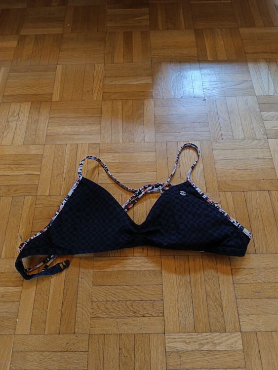 Bikini Oberteil Surf Banana Moon M 38 Gebraucht in Malans GR für CHF