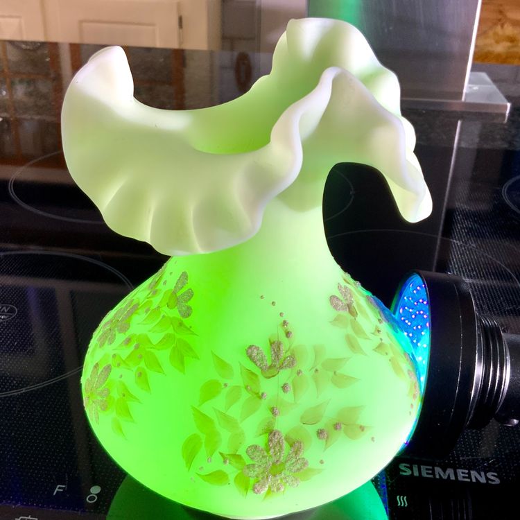 Jugendstil Vase Satin Bleikristall Uranglas Signiert Um Kaufen