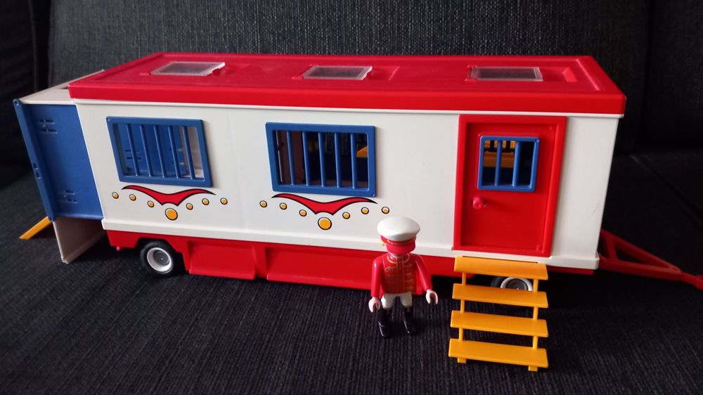 Playmobil Circus Roulotte Avec Fauves Kaufen Auf Ricardo