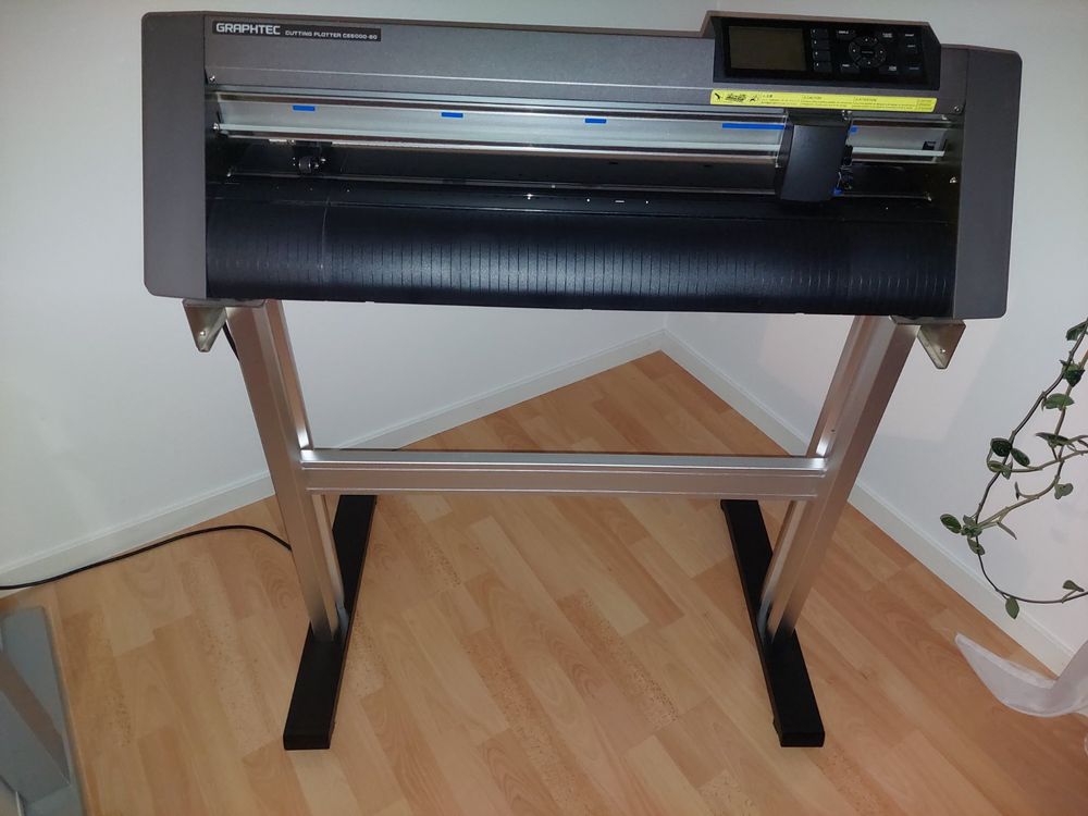 Graphtec CE6000 60 Schneideplotter Inkl Standfuss Kaufen Auf Ricardo