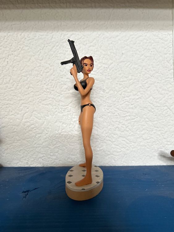 Figurine Lara Croft Tomb Raider Kaufen Auf Ricardo