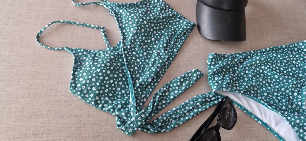 Neu Bikini Grün weiss geblümt Gr S 36 Kaufen auf Ricardo