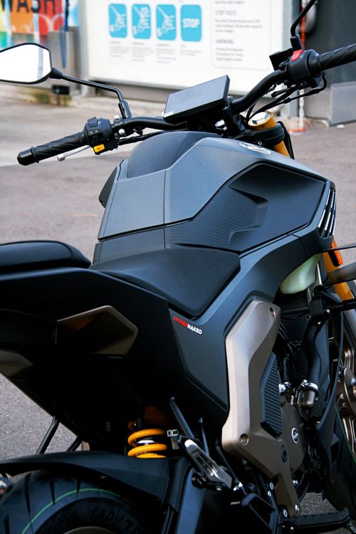 Mondial Piega Hyper Naked Ccm Abs Kaufen Auf Ricardo