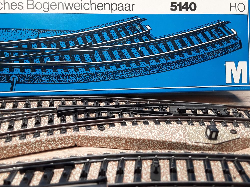 Märklin 5140 elektromag Bogenweichenpaar Spur H0 Kaufen auf Ricardo