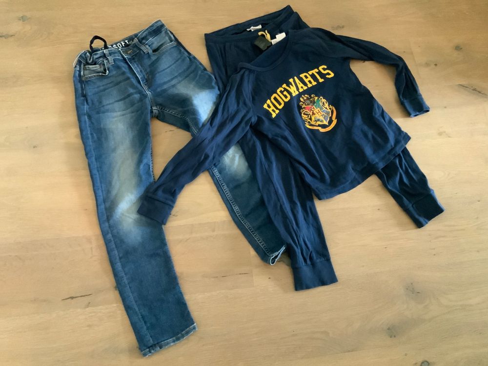 Pyjama Harry Potter Und Jeans Gr 146 152 Kaufen Auf Ricardo