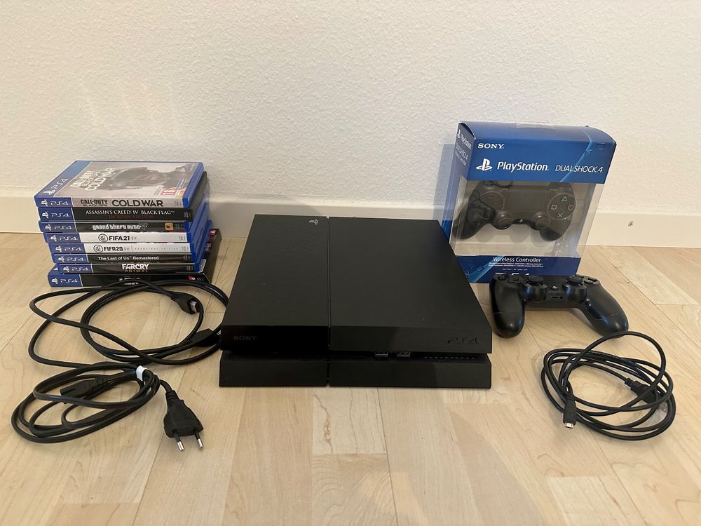 Playstation 4 PS4 Mit 2 Controllern Und Diversen Spielen Kaufen Auf