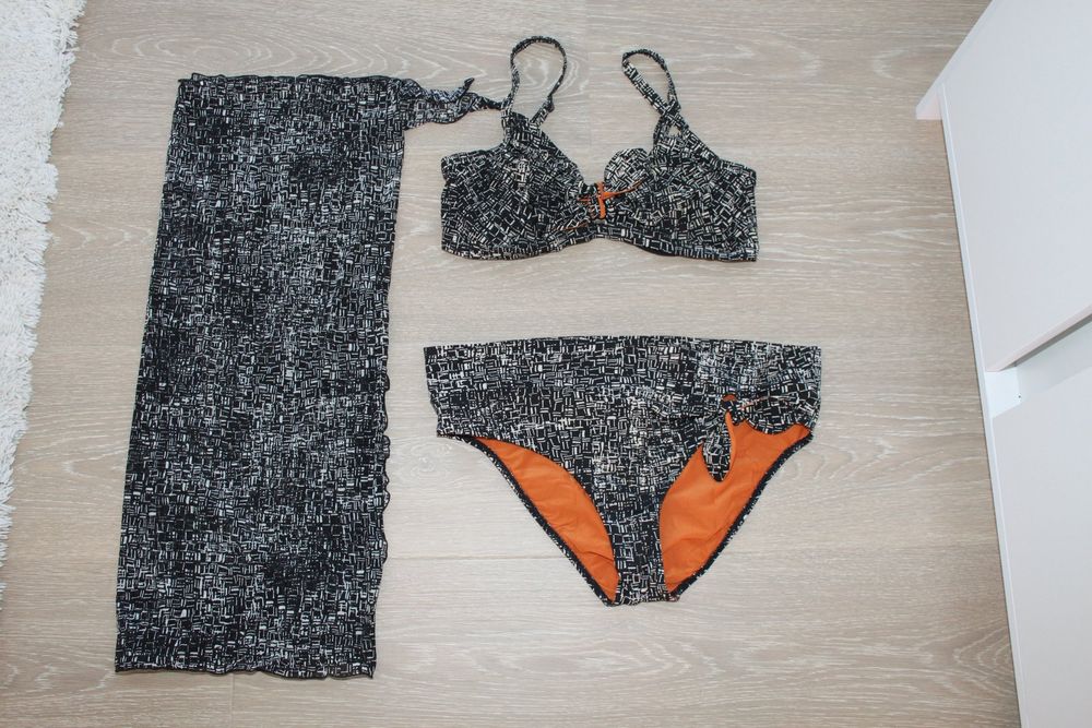 Beldona Bikini Gr E mit Wickelrock Gebraucht in Ibach für CHF