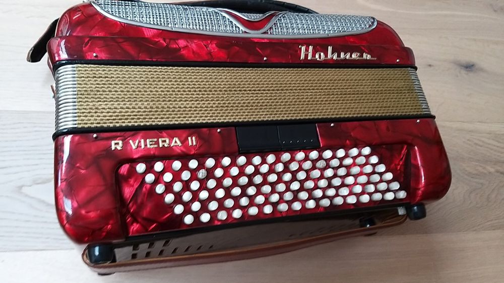 Akkordeon Hohner Riviera II Kaufen Auf Ricardo