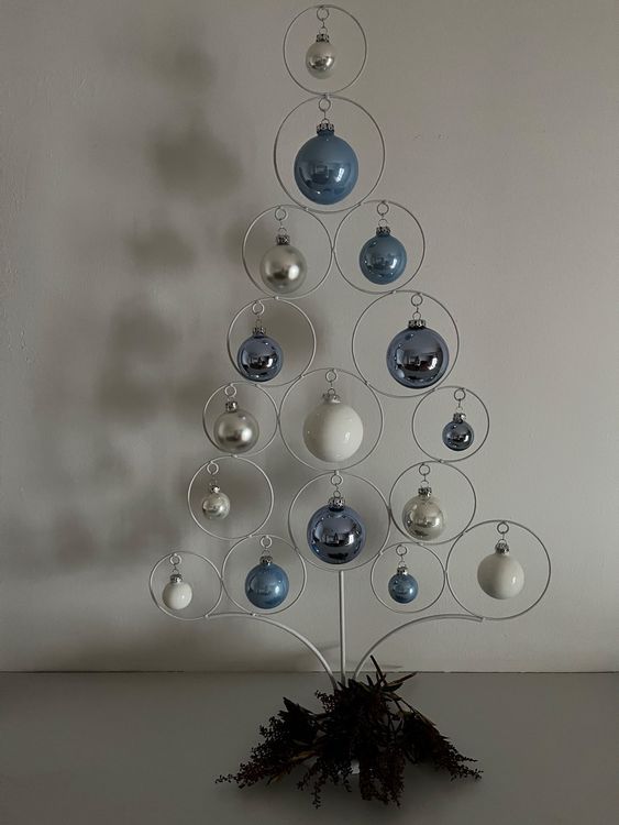 Vintage Metall Weihnachtsbaum Mit Kugeln Weihnachten Deko Kaufen Auf