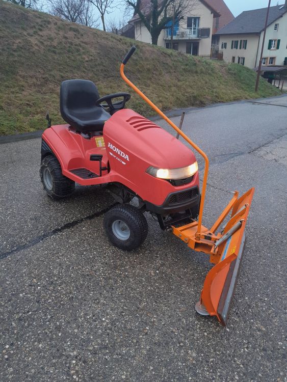 Tracteur Traktor Rasentraktor Honda Mit Schneepflug Kaufen Auf Ricardo