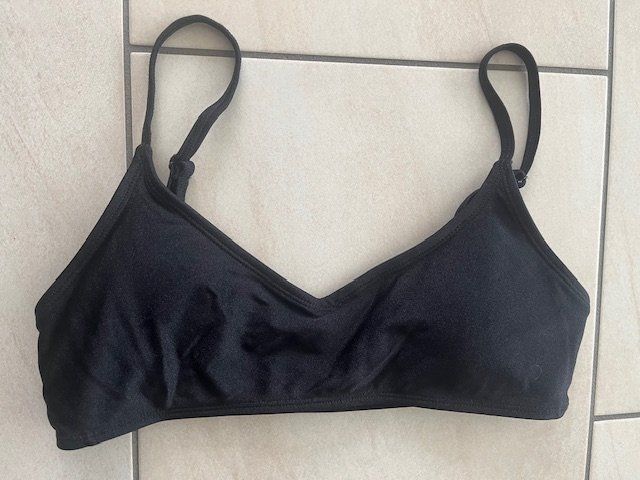 Urban Classics Bikini Oberteil S Gebraucht in Buochs für CHF mit