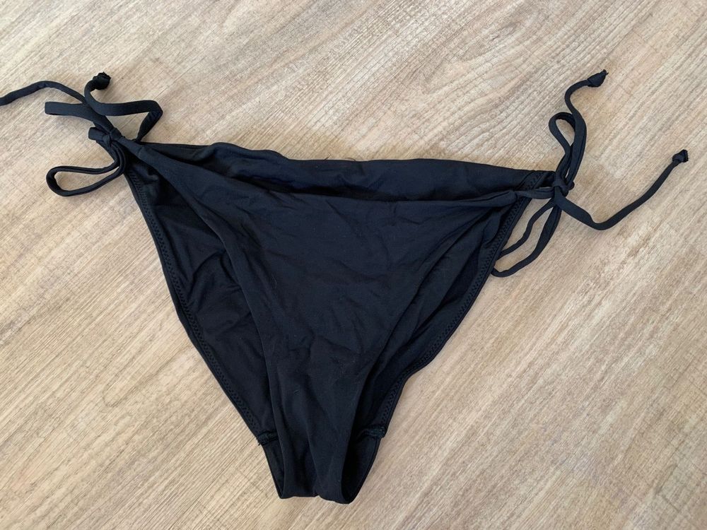 Bikini höschen unterteil klassisch schwarz mit schnürung S Gebraucht