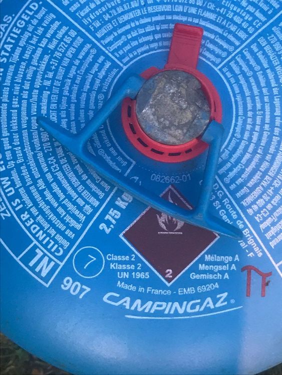 CAMPINGAZ CAMPING GASFLASCHE ganz gefüllt Kaufen auf Ricardo