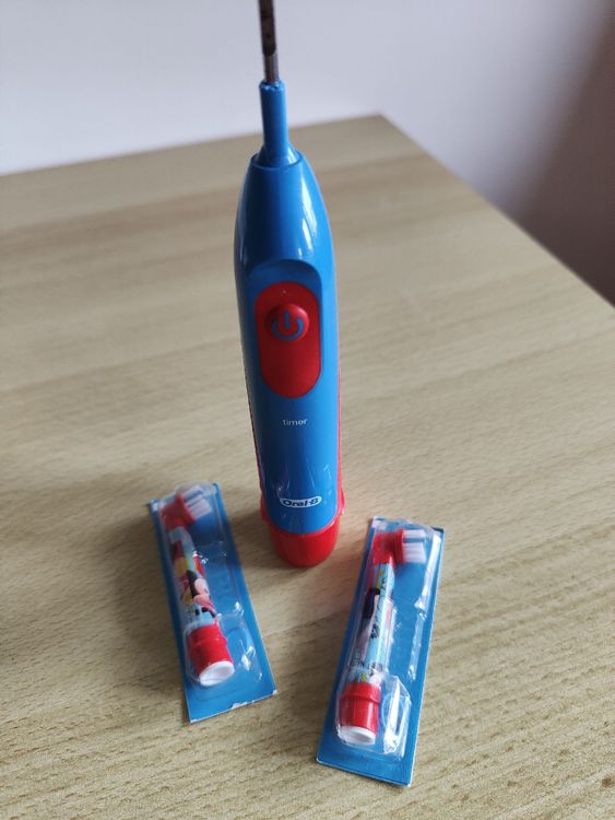 Braun Oral B Stages Power inkl Bürstenköpfe Kaufen auf Ricardo