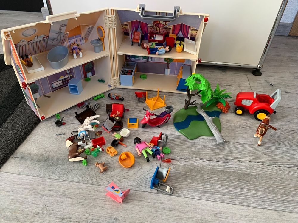 Playmobil Haus Mit Diversen Anderen Playmobil Teilen Kaufen Auf Ricardo