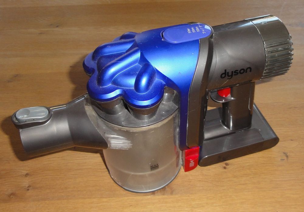 Dyson DC35 Multifloor Akku defekt ohne Zubehör Kaufen auf Ricardo