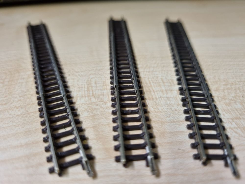 Märklin 8592 Ausgleichsschienen 3Stk spur Z Kaufen auf Ricardo