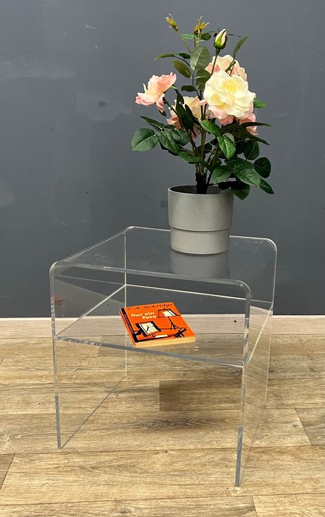 80er Plexiglas Design Beistelltisch Mit Ablage Kaufen Auf Ricardo