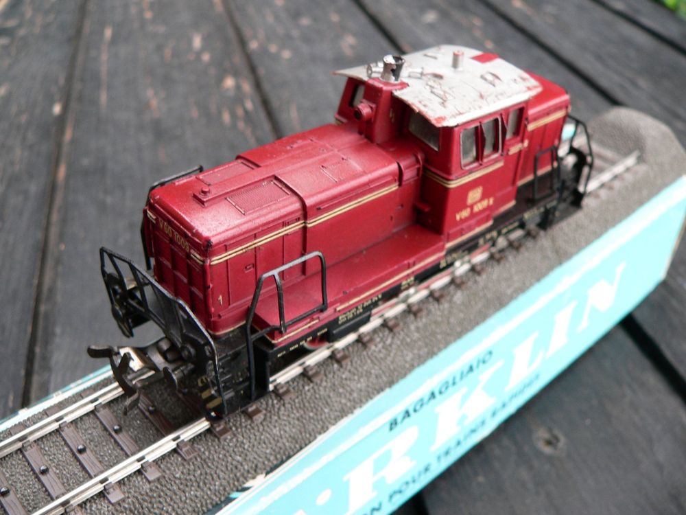 Märklin Diesellok Zügli mit 7 Wagen HO 2Trafos 30 Schienen Acheter