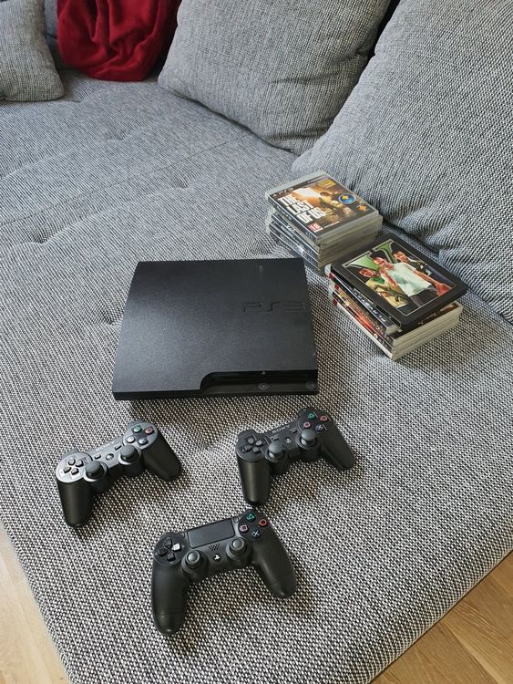 Playstation 3 Mit 3 Controller Games Kaufen Auf Ricardo