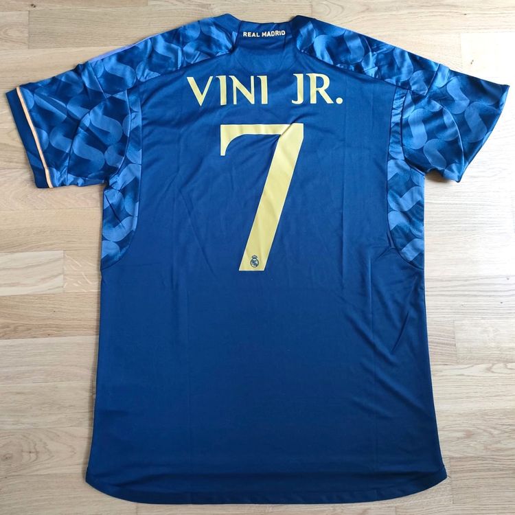 Real Madrid Away Trikot Vini Jr Kaufen Auf Ricardo