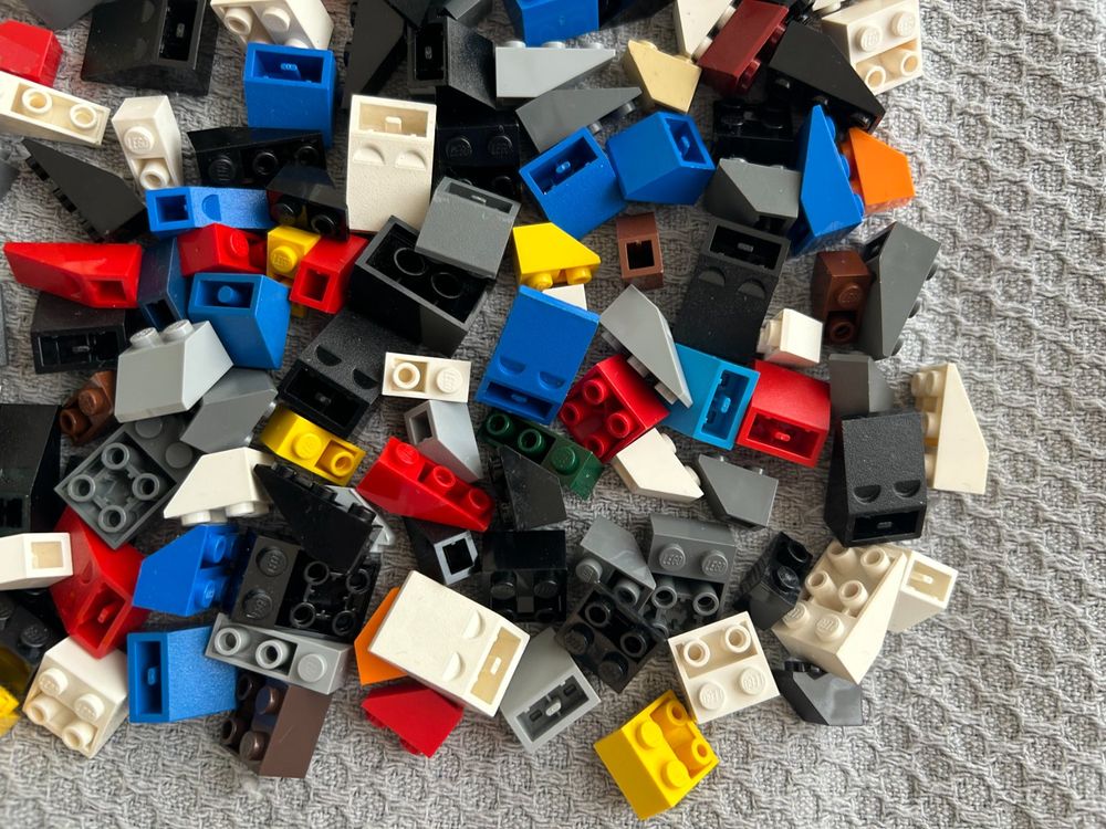 200 Gramm grosse und kleine schrägen Lego Teile ab 1 Franken Kaufen