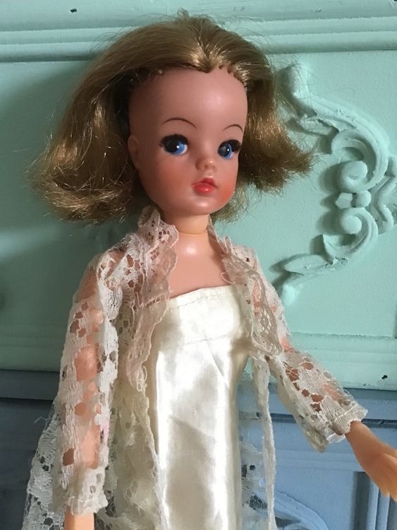 Vintage Sindy Barbie Aus Den Mitte 70ern Mit Hartem Kopf Kaufen Auf