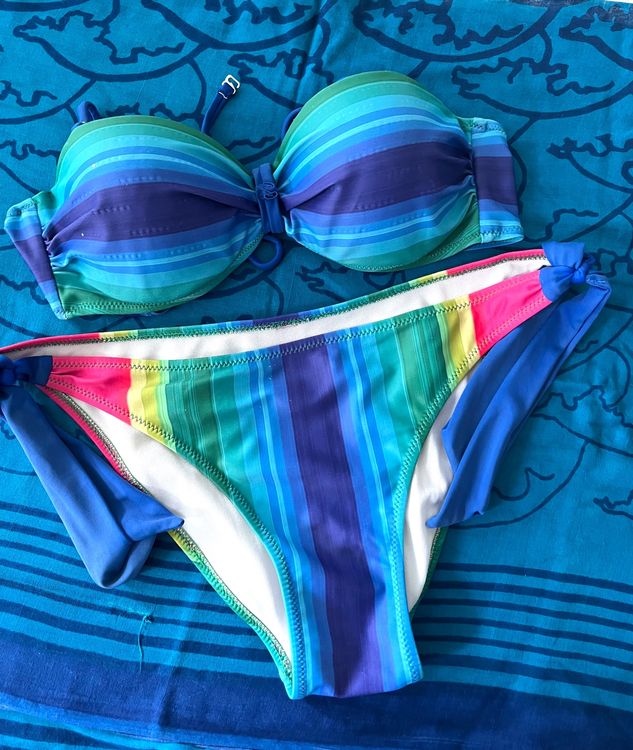 BIKINI MIT PARERO BLAU GEMUSTER GR M Gebraucht in Pfäffikon ZH für