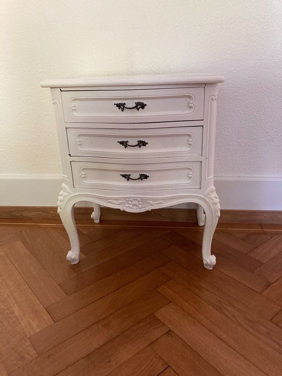 2 wunderschöne shabby chic Nachttische Kaufen auf Ricardo