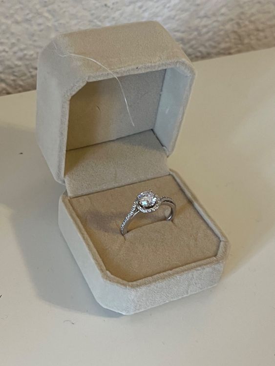 Silber Ring Gepunzt Gr Mit Swarovski Kristall Kaufen Auf Ricardo