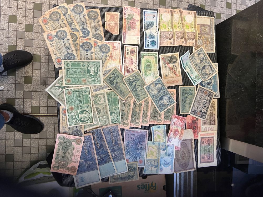 Lot De 57 BILLETS DE BANQUE ANCIENS DIVERS PAYS Kaufen Auf Ricardo