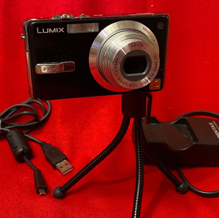 LUMIX Panasonic DMC FX7 mit Zubehör Art 318 Kaufen auf Ricardo