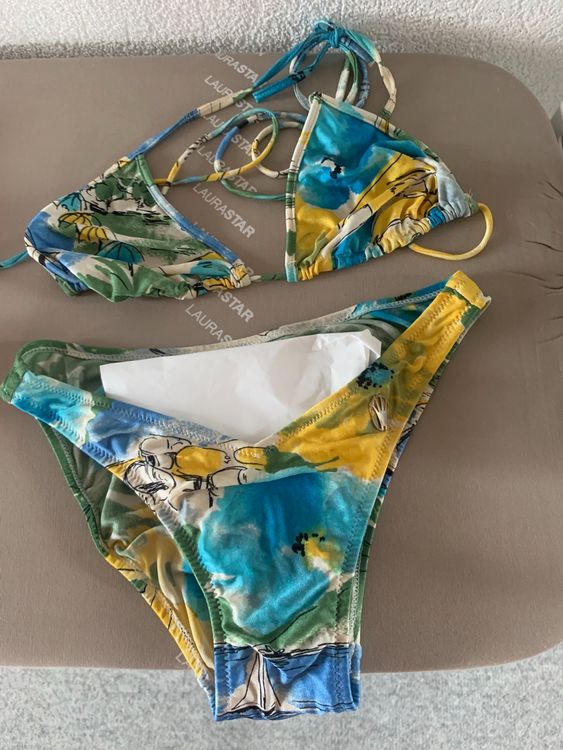 Bikini Bunt Nie Getragen Da Zu Klein Gekauft Gr 34 36 Kaufen Auf