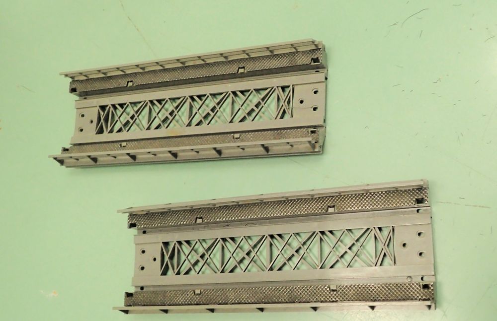 Märklin H0 M oder K 2 x Gitterbrücke Art Nr 7268 Kaufen auf