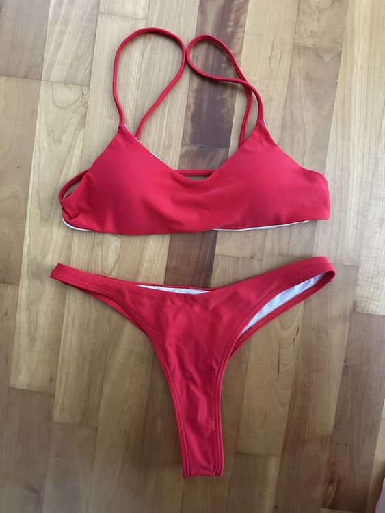 roter Bikini Gebraucht in Romanshorn für CHF 5 mit Lieferung auf