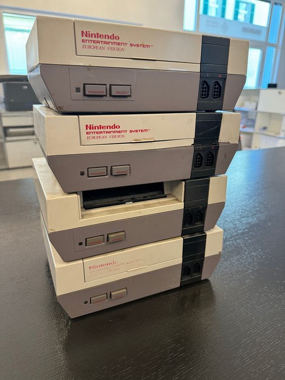 4x Nintendo NES Konsole Nintendo 1 Version Gaming Kaufen Auf Ricardo