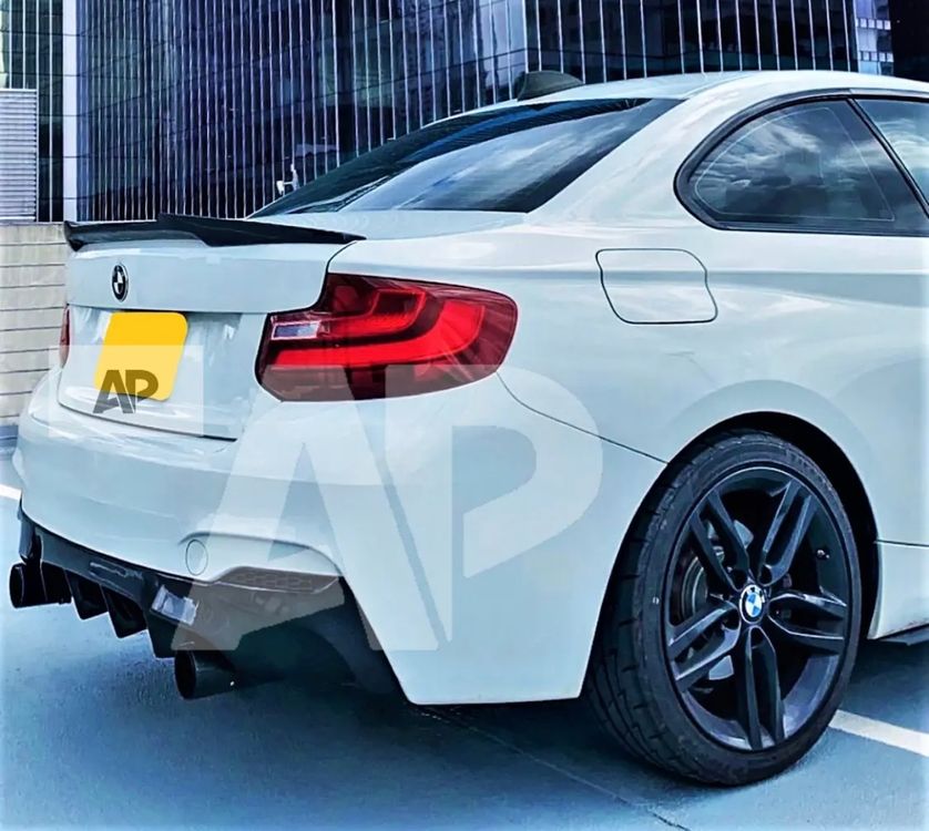 BMW 2er M2 F22 F87 glänzend schwarz M4 Style Heckspoiler Kaufen auf