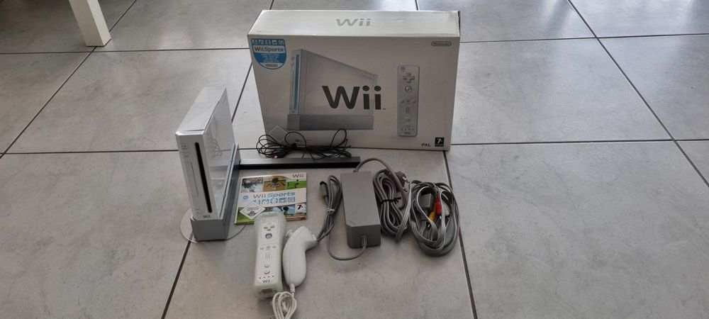 Nintendo Wii Konsole Mit Wii Sports Kaufen Auf Ricardo