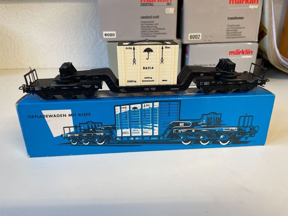 Märklin 4618 Schwerlastwagen mit Kiste Kaufen auf Ricardo