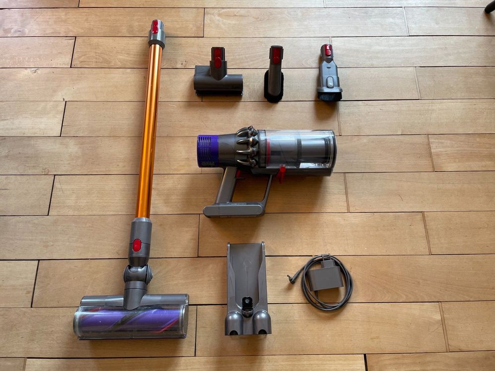 Dyson V Absolute Kabelloser Staubsauger Kaufen Auf Ricardo