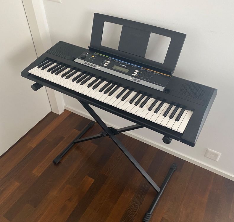 Yamaha Keyboard Psr E Mit St Nder Und Hocker Kaufen Auf Ricardo