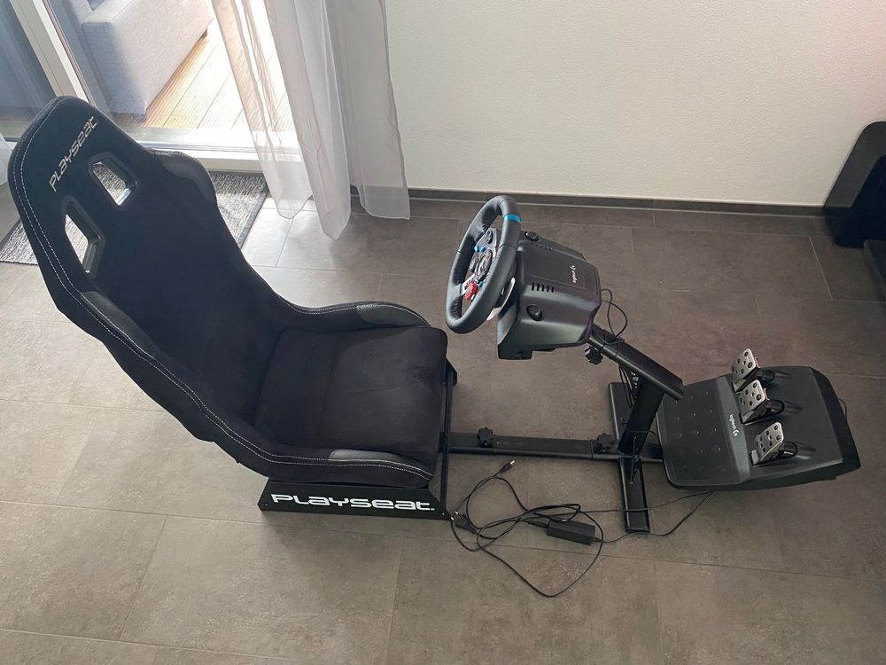 Playseat Evolution Alcantara Und Logitech G29 Acheter Sur Ricardo