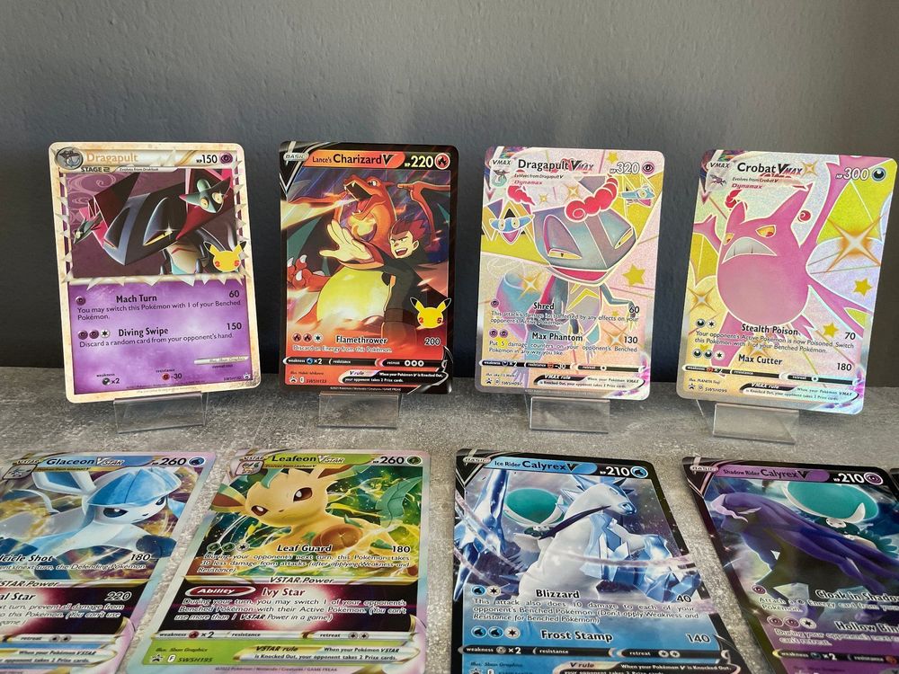 10x XXL Pokemon Karten Glurak Pikachu Etc VMAX VSTAR Comprare Su