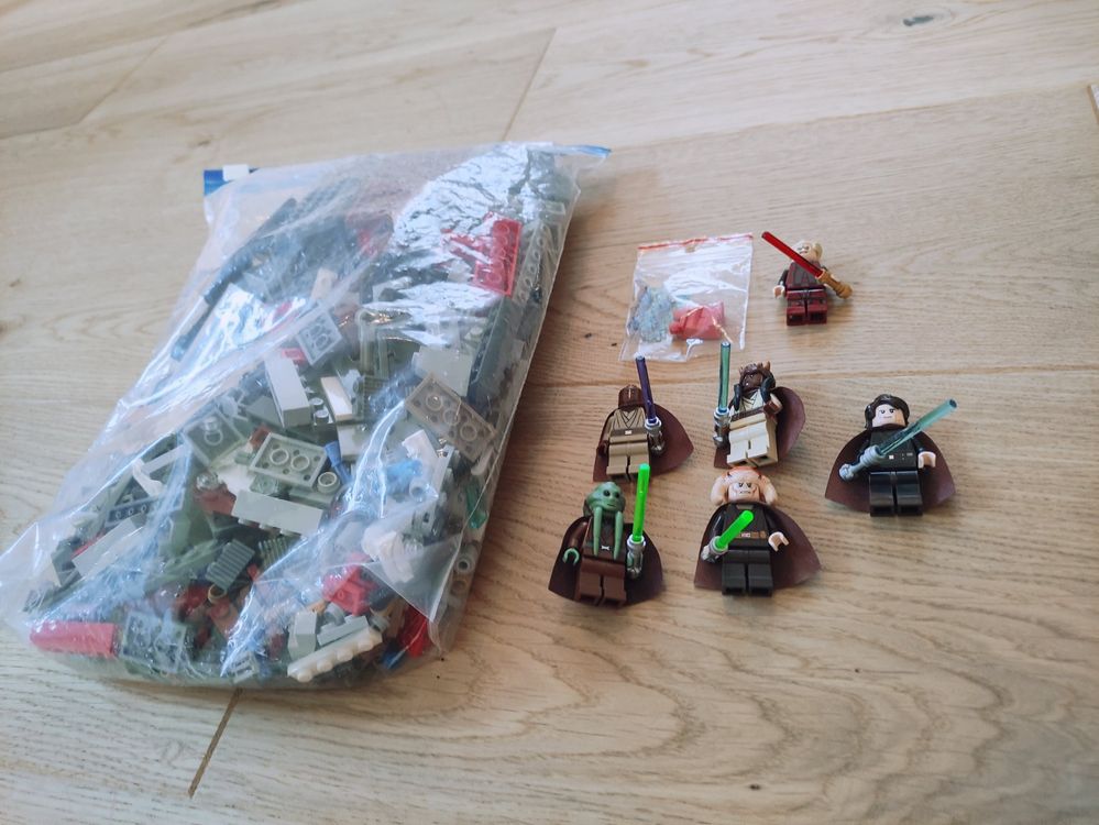 Lego Star Wars Set Palpatine S Arrest Acheter Sur Ricardo